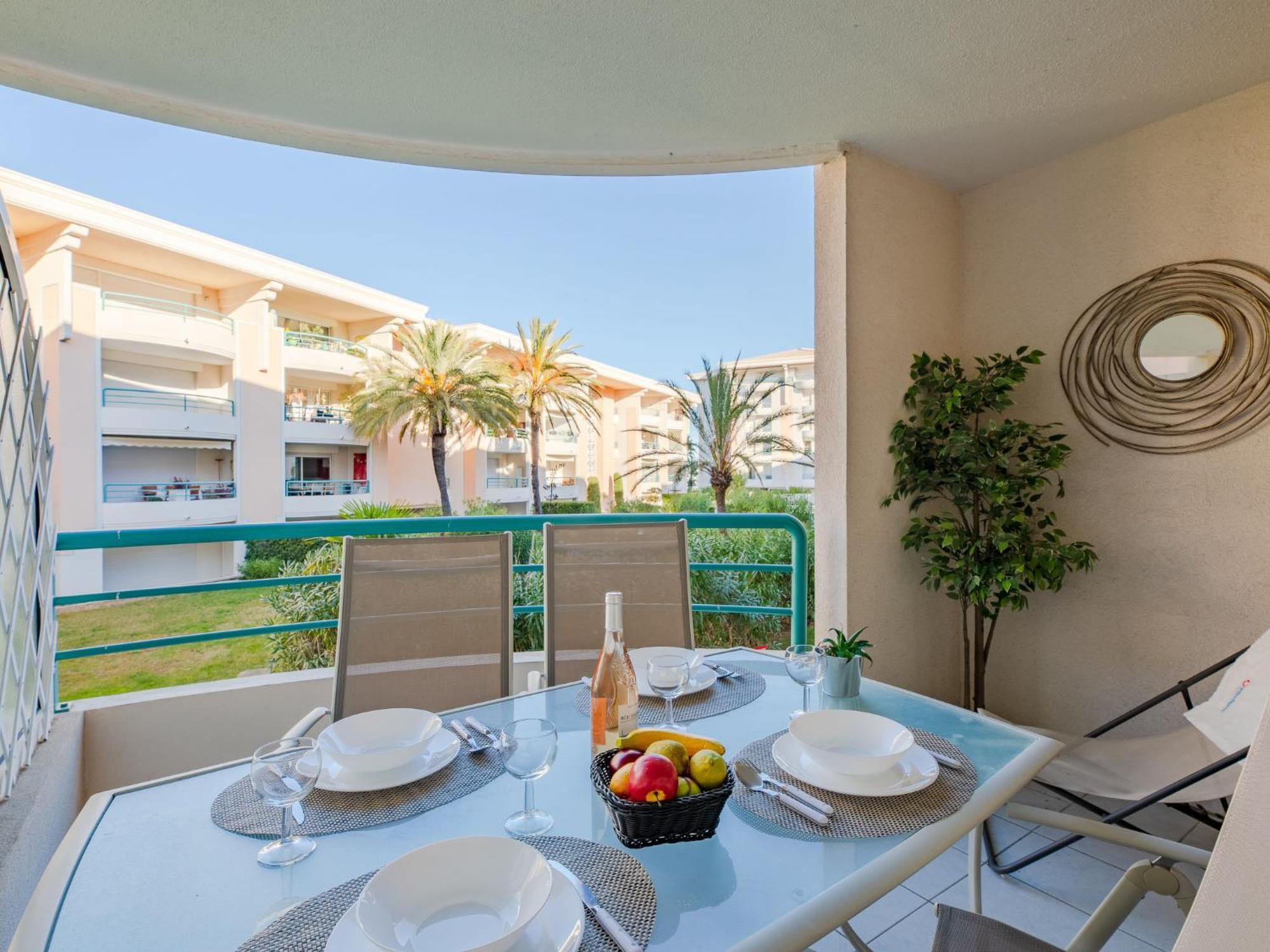 Apartment Le Cesaree-5 By Interhome Fréjus المظهر الخارجي الصورة